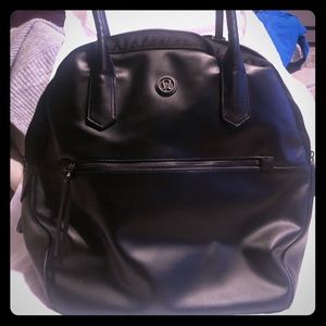 Lululemon Hatha to Happy Hour bag